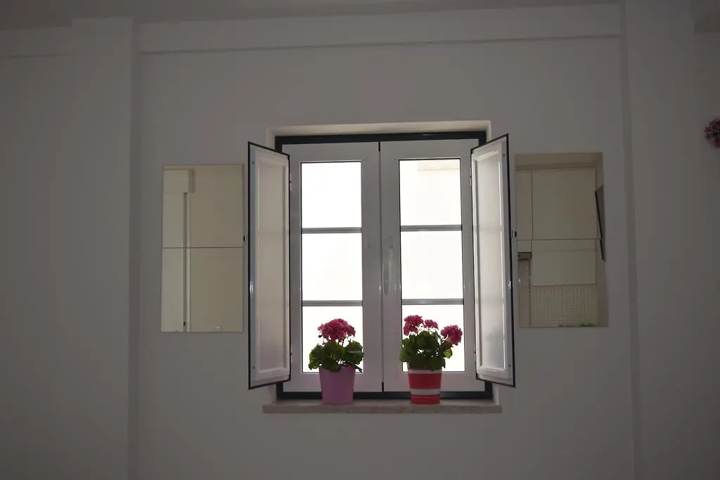 Acolhedor Apartamento Em Alfama Lisbon